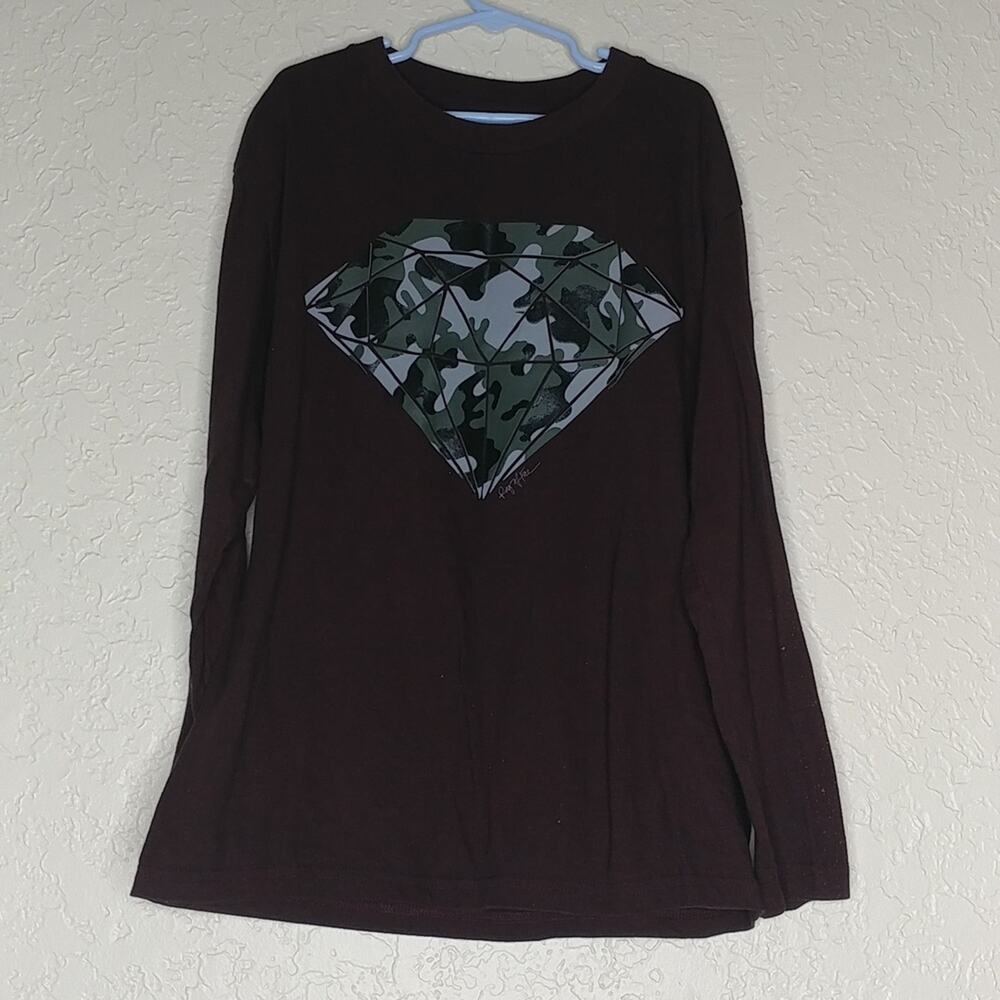 Ring of‎ Fire Graphic Shirt Size M (Kid)